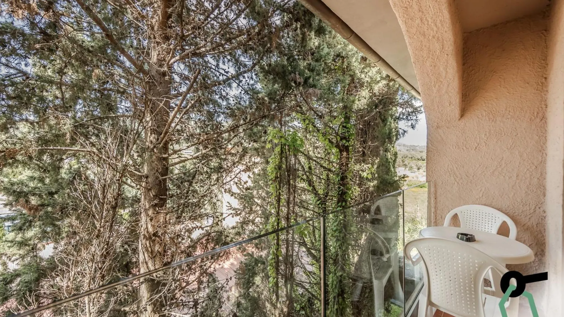 Hotiday Room Collection - Lacona 4*,  Italy