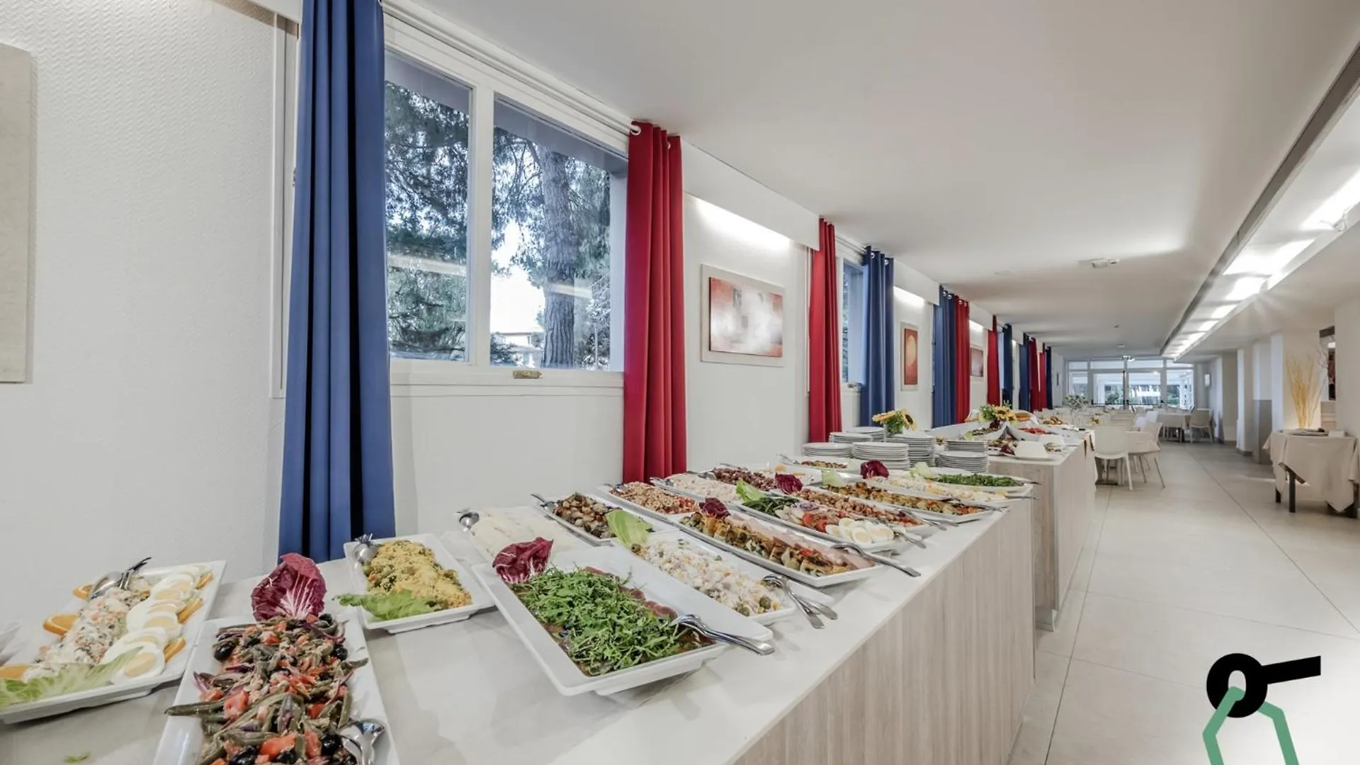 Hotiday Room Collection - Lacona