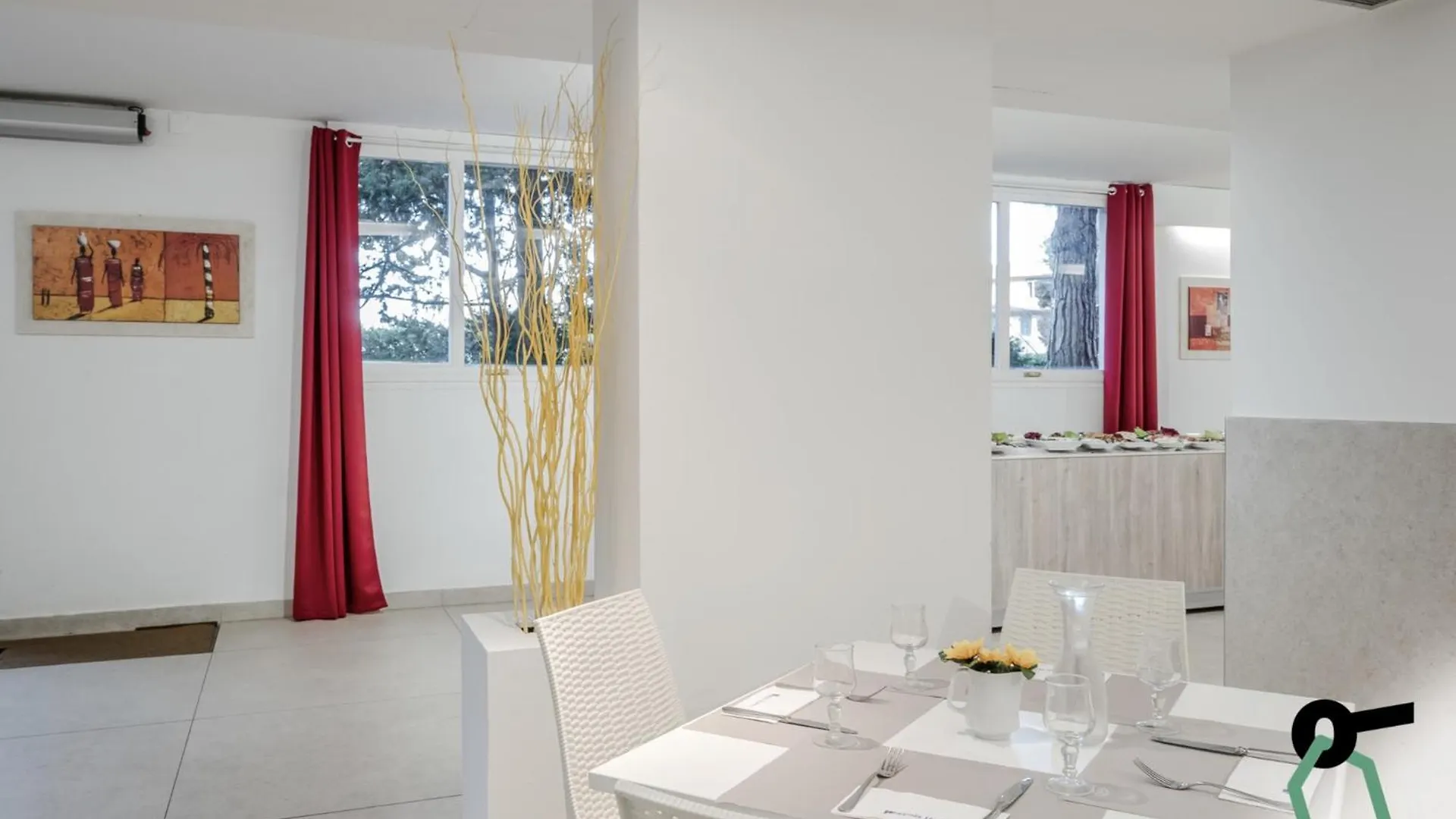 Hotel Hotiday Room Collection - Lacona