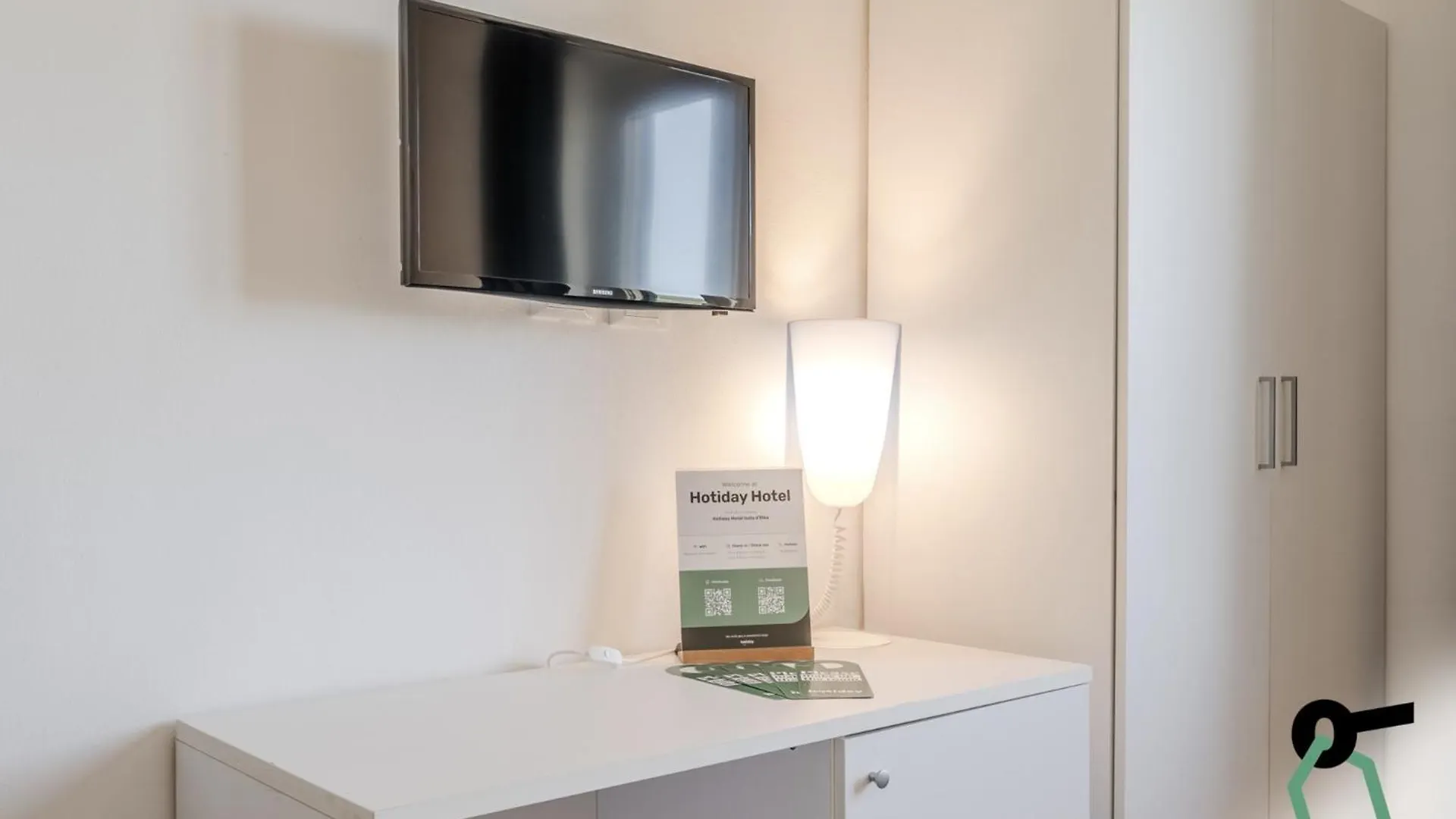 Hotiday Room Collection - Lacona